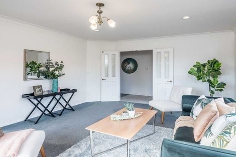 Photo of property in 1 Inverell Place, Waikanae, 5036