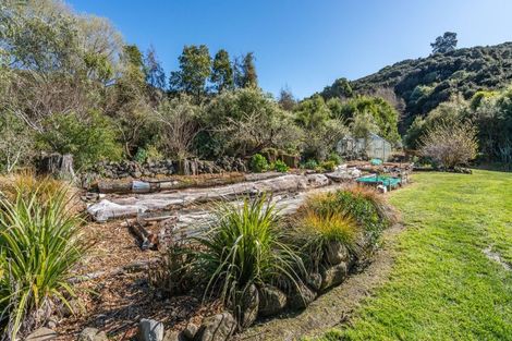 Photo of property in 9 Harmans Track, Little River, 7591