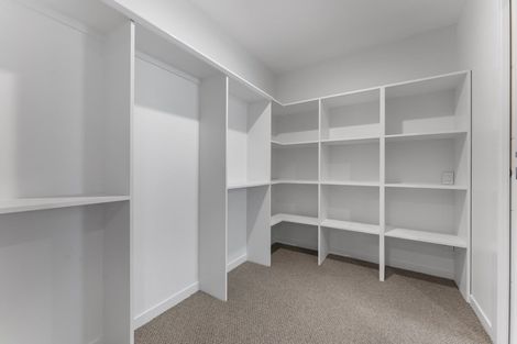 Photo of property in 16 Ivy Lane, Kelvin Grove, Palmerston North, 4414