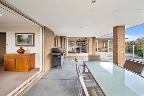 Photo of property in 82 Merriman Place, Pyes Pa, Tauranga, 3112