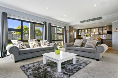 Photo of property in 14 Isobel Hodgson Drive, Cambridge, 3434