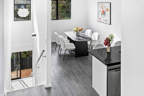Photo of property in 39a Flaxdale Street, Birkdale, Auckland, 0626