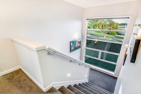 Photo of property in 17 Hinau Street, New Lynn, Auckland, 0600