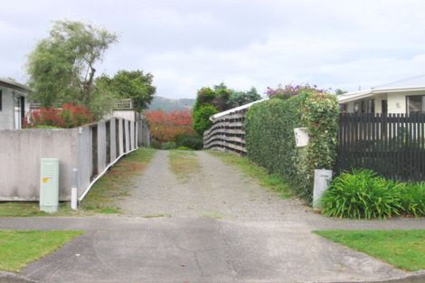 Photo of property in 17 Kanawa Street, Waikanae, 5036