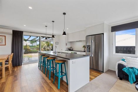 Photo of property in 10 Carex Close, Pyes Pa, Tauranga, 3112