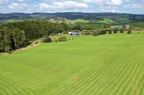 Photo of property in 241 Brooks Road, Waipu, 0582
