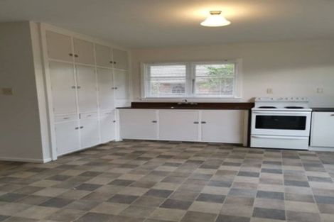 Photo of property in 18 Vivian Street, Burwood, Christchurch, 8083