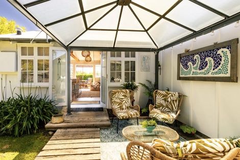 Photo of property in 12 Rotten Row, Waikuku Beach, 7473