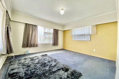 Photo of property in 5 Ihaka Place, Papatoetoe, Auckland, 2104