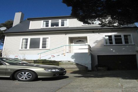 Photo of property in 305 Karori Road, Karori, Wellington, 6012