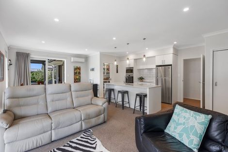 Photo of property in 77 Sandhurst Drive, Papamoa Beach, Papamoa, 3118