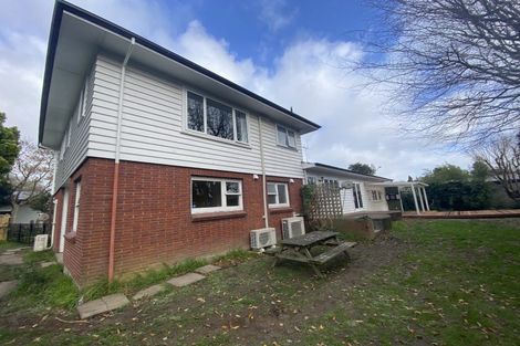Photo of property in 27 Saint Albans Avenue, Hokowhitu, Palmerston North, 4410