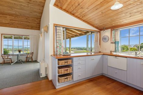 Photo of property in 17 Kea Street, Waikanae, 5036