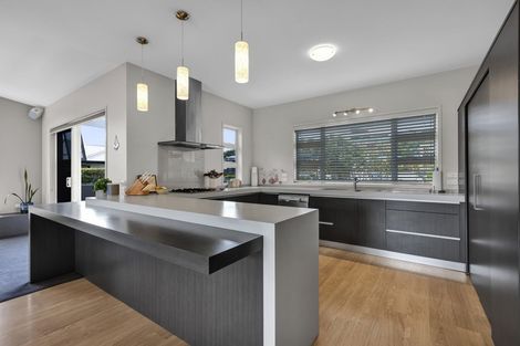 Photo of property in 32 Redwood Crescent, Hurdon, New Plymouth, 4310