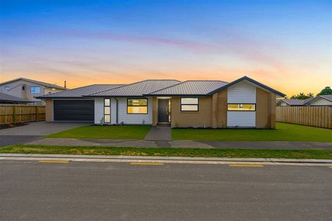 Photo of property in 1 Ella Street, Rolleston, 7614
