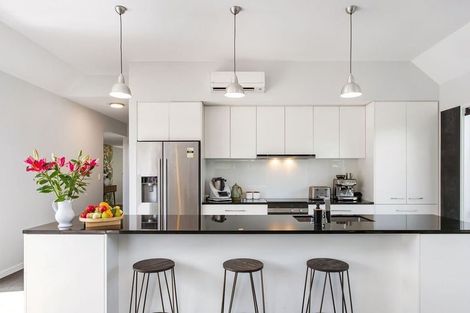 Photo of property in 7 Huntingdon Drive, Rangiora, 7400