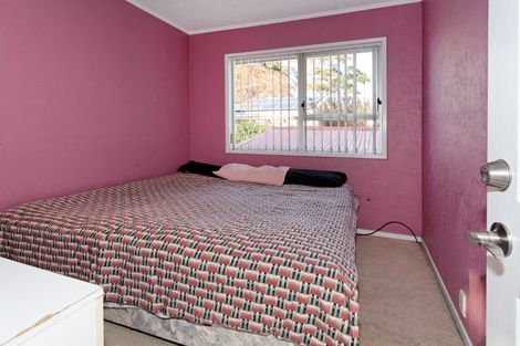 Photo of property in 56 Cyclarama Crescent, Massey, Auckland, 0614