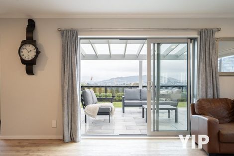 Photo of property in 16 Havana Rise, Grenada Village, Wellington, 6037