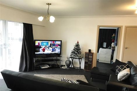 Photo of property in 2/2 Hallberry Road, Mangere East, Auckland, 2024