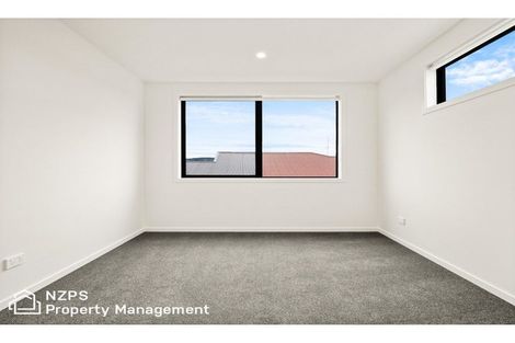 Photo of property in 67f Royal Crescent, Saint Kilda, Dunedin, 9012