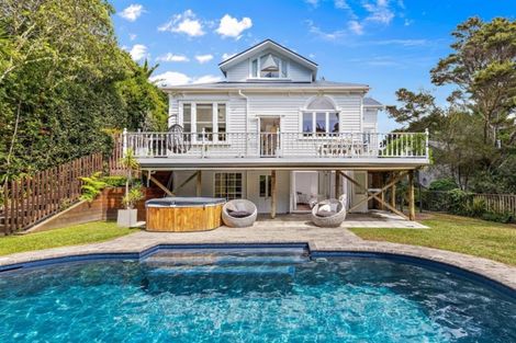 Photo of property in 20 Hebe Place, Birkenhead, Auckland, 0626