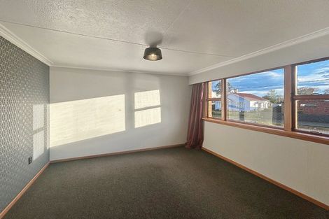 Photo of property in 122 Park Street, Winton, 9720