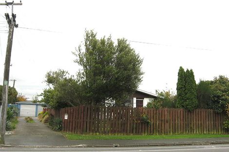 Photo of property in 42 Northcote Road, Northcote, Christchurch, 8052