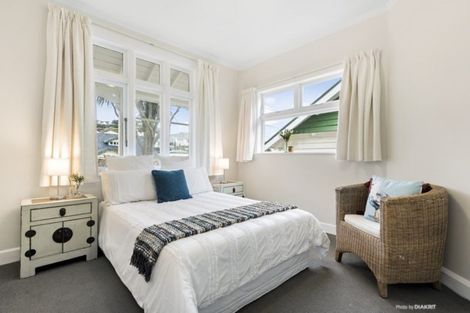 Photo of property in 32 Hohiria Road, Hataitai, Wellington, 6021