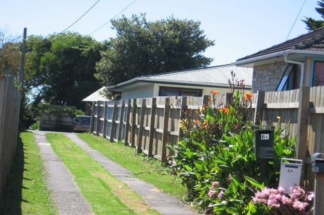 Photo of property in 6 Ingleby Place, Kelston, Auckland, 0602