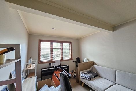 Photo of property in 1 Espin Crescent, Karori, Wellington, 6012