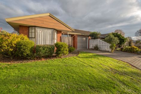 Photo of property in 15 Flaxwood Lane, Waltham, Christchurch, 8023