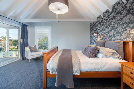 Photo of property in 6 Tiri Road, Milford, Auckland, 0620