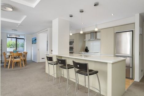 Photo of property in 5/48 Marine Parade, Mount Maunganui, 3116