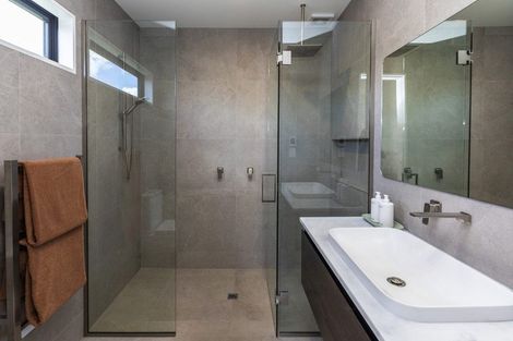 Photo of property in 87 Clare Road, St Albans, Christchurch, 8014