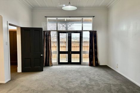 Photo of property in 19 Royal Crescent, Saint Kilda, Dunedin, 9012