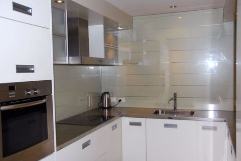 Photo of property in Highwic, 32u3 Hobson Street, Thorndon, Wellington, 6011
