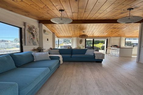 Photo of property in 216a Papamoa Beach Road, Papamoa Beach, Papamoa, 3118