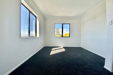 Photo of property in 547 Massey Road, Mangere, Auckland, 2022