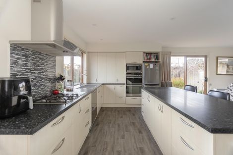 Photo of property in 33 Essex Street, Weston, Oamaru, 9401