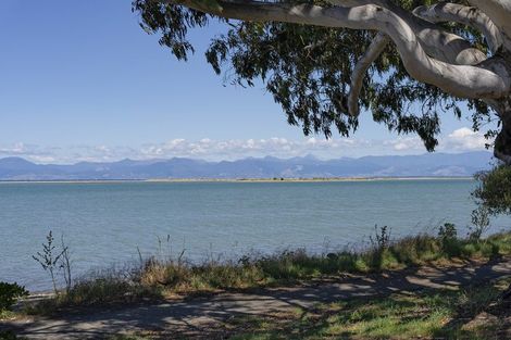 Photo of property in 35 Motueka Quay, Motueka, 7120