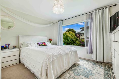 Photo of property in 3a/1 Kirrie Avenue, Te Atatu South, Auckland, 0610