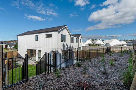 Photo of property in 40a Kukuwai Avenue, Red Beach, 0932