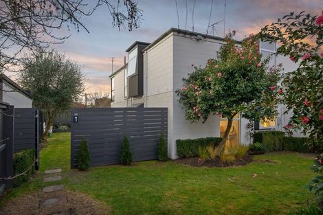Photo of property in 1/107 Holly Road, St Albans, Christchurch, 8014
