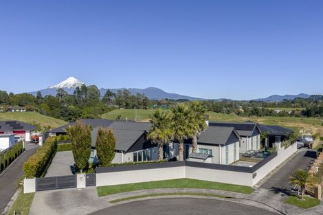 Photo of property in 5 Tupuhi Place, Highlands Park, New Plymouth, 4312