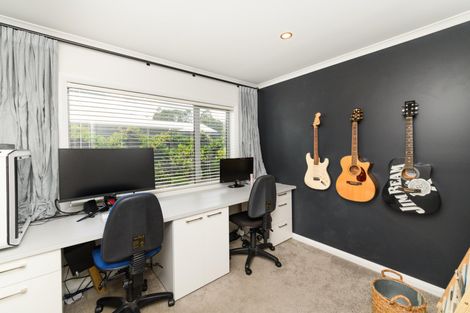 Photo of property in 111 James Line, Kelvin Grove, Palmerston North, 4414