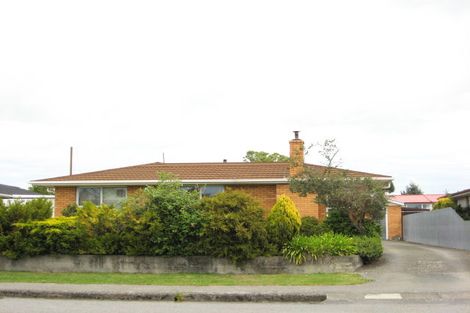 Photo of property in 35 Kinley Street, Rangiora, 7400