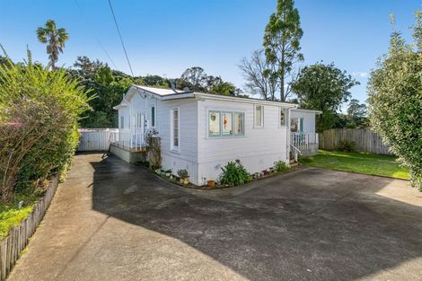 Photo of property in 26 Woodside Road, Massey, Auckland, 0614