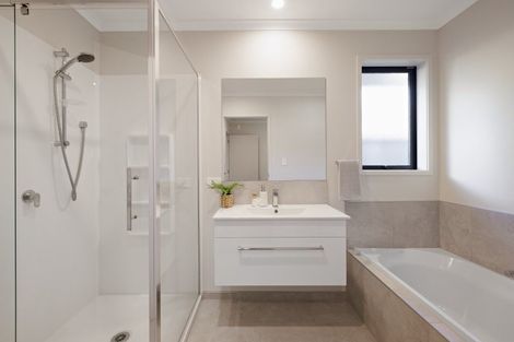 Photo of property in 30 Komata Crescent, Papamoa Beach, Papamoa, 3118
