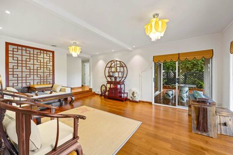 Photo of property in 1/5 Colmar Road, Mellons Bay, Auckland, 2014