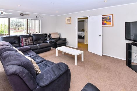 Photo of property in 30 Rangataua Place, Manurewa, Auckland, 2102